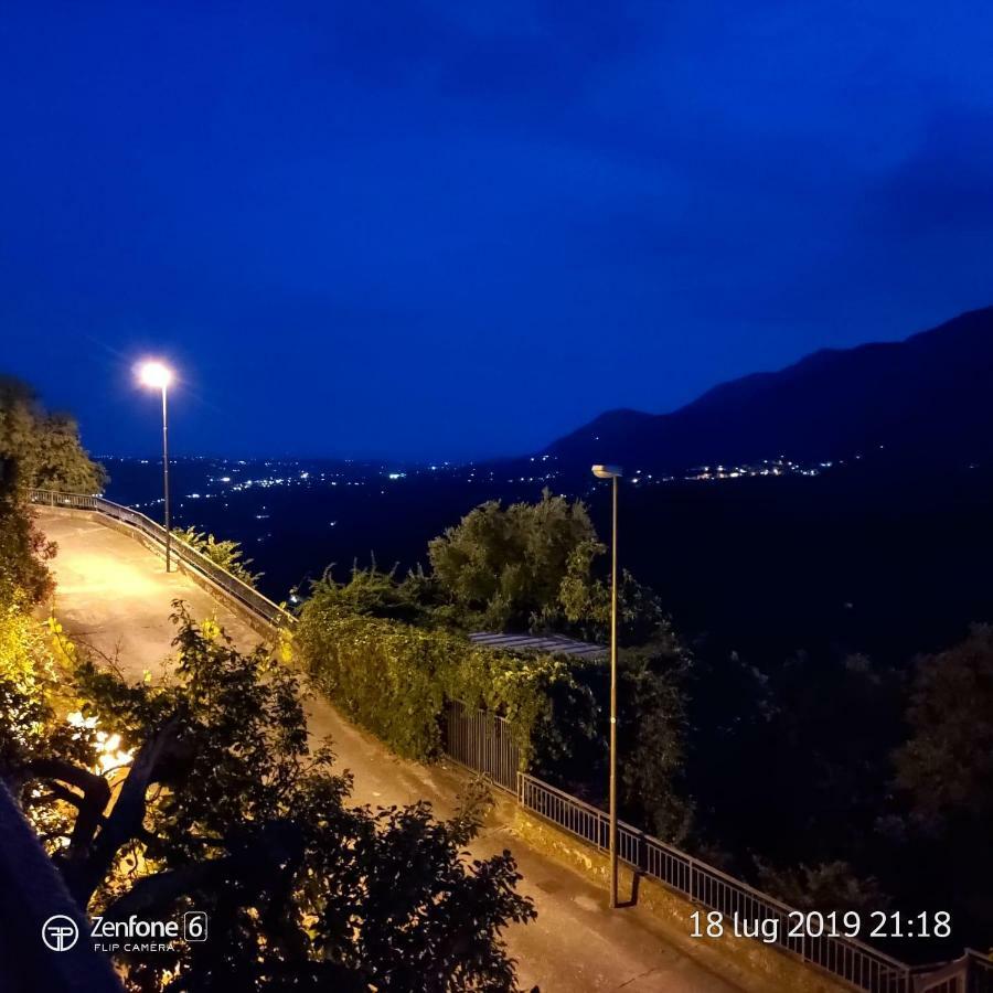 Casa Vacanze "Pietra Viva" Castelnuovo Parano Exterior foto